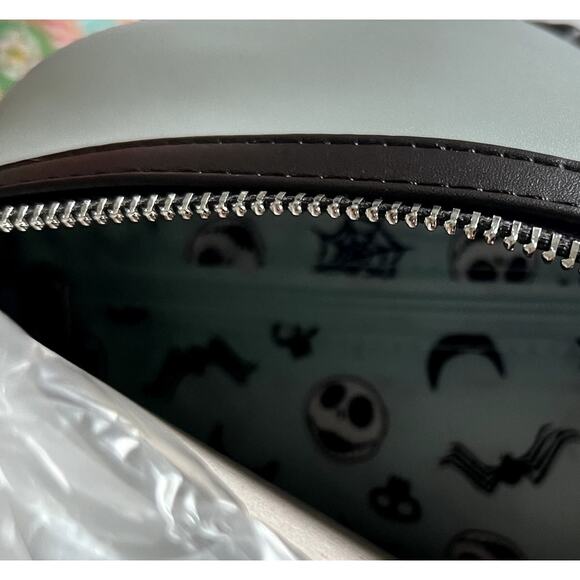 Loungefly Disney Nightmare Before Christmas Jack & Sally Heart Mini Backpack - Picture 8 of 8